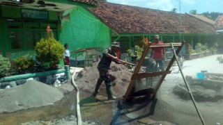 TMMD KE 105 KODIM 0828/SAMPANG REHAB SEKOLAHAN