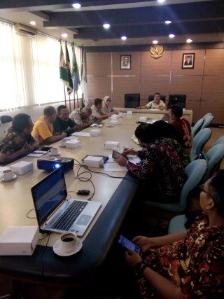 Dua Kabupaten Di Wilker III Dropping Air Ke Masyarakat Untuk Tangani Kekeringan