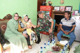 Menjelang HUT Korem, Kolonel Sudaryanto Silaturahmi ke Rumah Keluarga Besar Korem