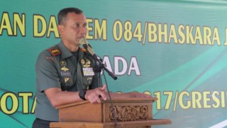 Danrem 084/Bhaskara Jaya Berikan Pengarahan Kepada Anggota Kodim 0817/Gresik