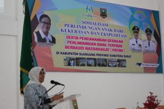 Parenting Era Digital Cegah Kekerasan dan Eksploitasi Dunia Maya