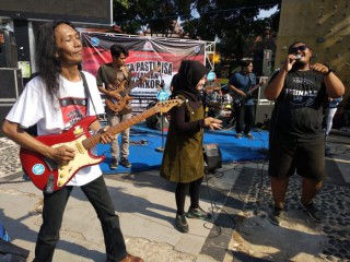 Lewat Lagu, Dian Gen Ajak Generasi Milenial Lawan Narkoba