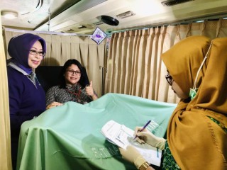 Fatma Foundation Bersama Universitas Ciputra Layani Masyarakat Lakukan Pap Smear Gratis