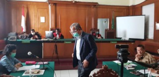 Guru Besar FH Unair Prof Sogar Beri Kesaksian Membela PT Antam di PN Surabaya