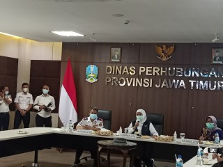Gubernur Jatim Minta Dishub dan Dinkes Terus Sinergi Untuk Pengawasan di Terminal dan Perbatasan
