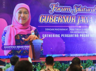Silaturahmi dengan Perantau Asal Jatim di Kepri, Gubernur Khofifah Imbau Mereka Tak Mudik Lebaran Tahun Ini