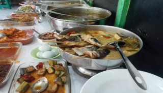 Depot Masakan Bu Mus Selalu Ludes, Apa Rahasianya..