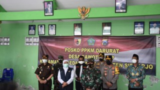 Danrem 084/Bhaskara Jaya Dampingi Forkopimda Jatim Tinjau Posko PPKM Darurat Sawotratap