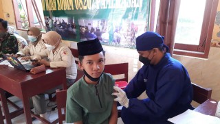 Kodim 0826 Pamekasan Sasar Pondok Pesantren Dalam Program Vaksinasi