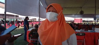 Besuk korban Insiden Kenpark, Reni Astuti : Pemkot Harus Memberikan Rasa Aman Dan Nyaman Obyek Wisata