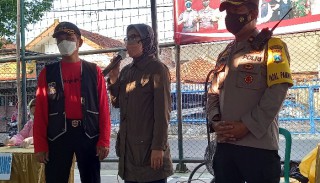 Pelaksanaan Vaksinasi Tahap II di Kecamatan Asemrowo Berjalan Aman dan Lancar