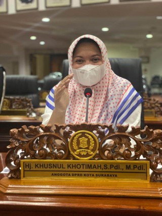 Khusnul Khotimah Berharap Kedepanya Pembuatan Baju Sekolah Gandeng UMKM