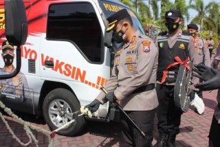 Kapolres Probolinggo Launching Mobil Vaksin Keliling Merdeka Semeru