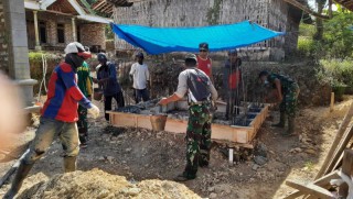 Satgas Pra TMMD Lanjutkan Penggalian Pondasi Tandon Penampunagan Air