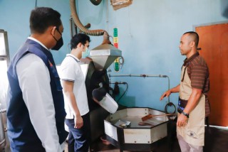 Dukung Industri Kopi Jatim, Wagub Emil Dorong Milenial Re-branding Profesi Petani