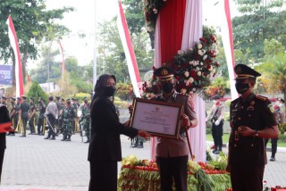 Lagi, Polres Batu Raih Penghargaan
