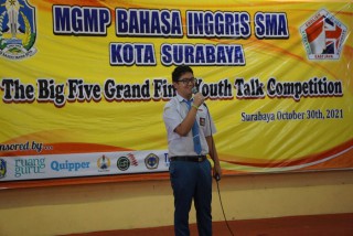 Kampus Unitomo Gelar Event The Big Five Grand Final Youth Talk Competition 2021 Dengan Standart Prokes Ketat