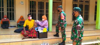 Vaksinasi Door to Door di Kecamatan Arosbaya Bangkalam
