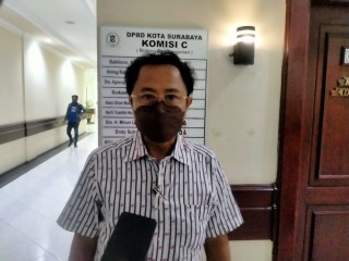 Ketua Komisi C Sarankan Pemkot Perbanyak Alat Modern Guna Atasi Permasalahan Banjir Di Surabaya