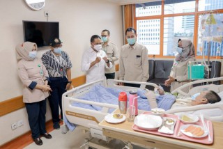 Menpora Amali Ucapkan Duka Cita atas Berpulangnya Pahlawan Bulu Tangkis Indonesia Verawaty Fadjrin