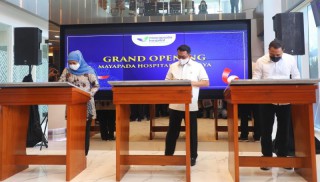 Gubernur Jawa Timur Khofifah Indar Parawansa Hadiri Grand Opening Mayapada Hospital Surabaya, Ajak Masyarakat Berobat Dalam Negeri