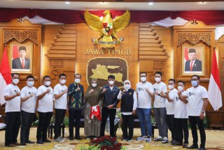 Mario Aji Diundang Ke Grahadi, Gubernur Khofifah Doakan Anak Muda Magetan Ini Juara Seri Moto 3 GP Balap Motor Dunia Musim 2022