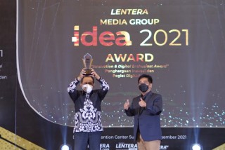 Terima Penghargaan IDEA 2021, Wakil Walikota Armuji sebut Peran Penting Medsos dan Transparansi