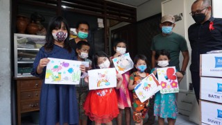 Keindahan Berbagi dalam “Solidarity Week” ibis Family Jawa Timur
