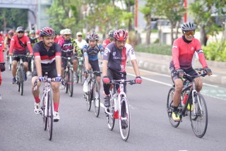 Gowes dan berangkatkan Surabaya Old City Heritage Walk , Wakil Walikota Armuji "Gagas" Revitalisasi Kota Tua