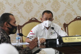 Resah Rumahnya Akan di Bongkar Oleh PT KAI Daop 8, Warga Gundhi Lapor Wawali Kota Surabaya.