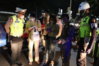Pamor Keris Sasar Kerumunan Di Kota Malang