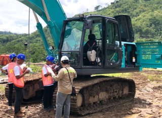 EXA INSTITUTE Siapkan Operator Alat Berat Handal