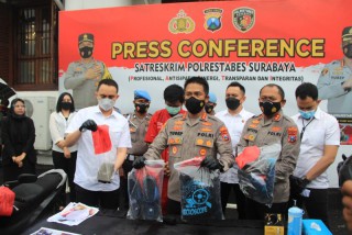 Polrestabes Surabaya Akhirnya Berhasil Ungkap Kasus Pembunuhan Pemilik Toko Kelontong di Surabaya