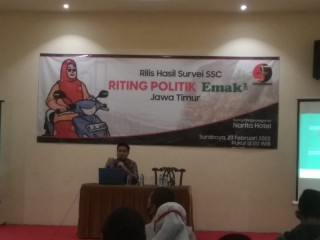 SSC : Emil Dardak Paling Populer Di Mata Emak Emak