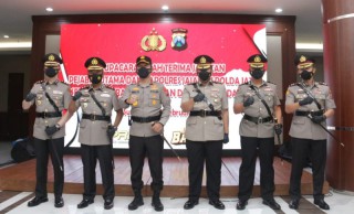 Kapolda Jatim Pimpin Sertijab PJU dan Empat Kapolres