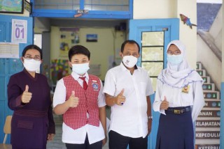 Covid - 19 Melandai , Wakil Walikota Armuji sebut Kota Surabaya Siapkan PTM 100 Persen