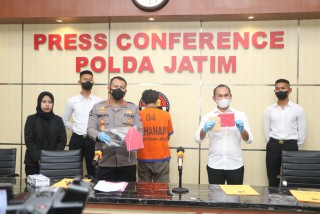 Ditresnarkoba Polda Jatim Amankan 2 Terduga Pelaku Pengedar Narkoba