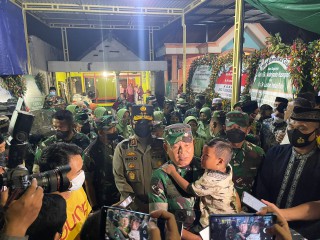 Forkopimda Jatim Dampingi KASAD Takziah di Rumah Korban Penyerangan KKB