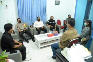 Pastikan tersedianya Minyak goreng, Kapolres Madiun Kota Kembali Sidak Distributor