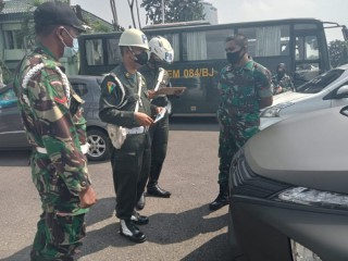 Korem 084/BJ bersama Denpom V/4 Surabaya gelar Pemeriksaan Kendaraan.
