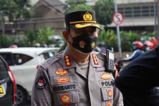 Tim Labfor Polda Jatim Lakukan Olah TKP Kebakaran Tunjungan Plaza 5 Surabaya