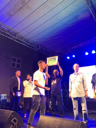 Armuji Terima Awarding Tokoh UMKM, Sebut Surabaya Gudangnya UMKM