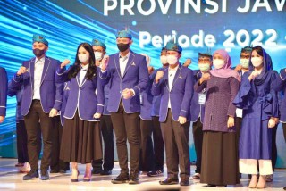 Putra Khofifah Bergabung Dengan Partai Demokrat