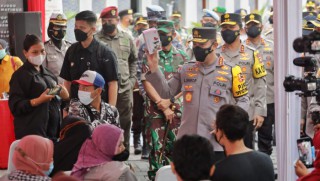 Forkopimda Jatim Mendampingi Kapolri Cek Kesiapan Posko di Terminal Purabaya