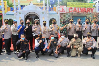 Cek Pospam Hadapi Arus Balik Lebaran,Kapolrestabes Surabaya Instruksikan Respon Cepat Masyarakat yang Perlu Bantuan