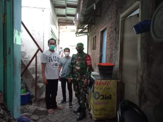 Antisipasi Kejahatan Rumah Kosong Ditinggal Mudik, Babinsa Gencar Lakukan Patroli