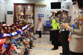 Polres Tuban Tumbuhkan Kesadaran Hukum Sejak Usia Dini Melalui Program Polsanak