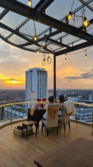 Staycation anda Bersama Keluarga Hanya ada di Goldvitel Hotel