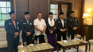 Silaturahim Ke Wawali Armuji, MUI Doakan Kota Surabaya Baldatun Thayyibatun Wa Rabbun Ghafur