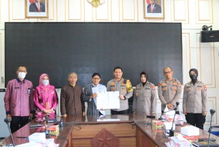 Optimalkan Pelayanan Publik di Jogo Malang Presisi, Polresta Malang Bersama Pemkot Tanda Tangani MoU